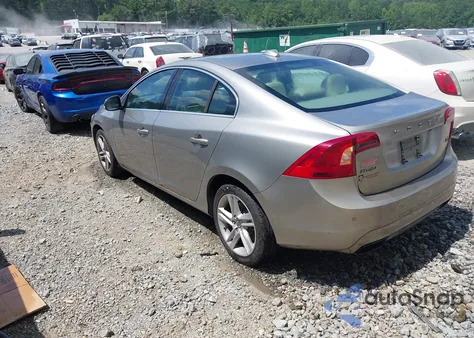 2014 Volvo S60 T5 из США, поврежденный, VIN YV1612FS9E2285458